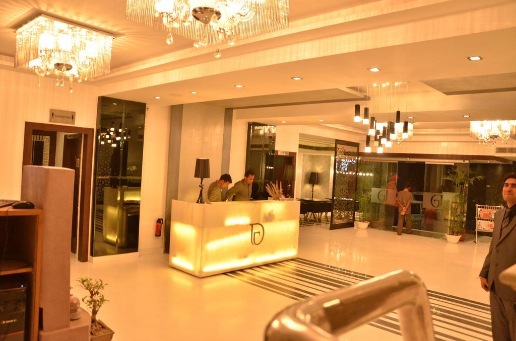 جالاندار Hotel Down Town المظهر الخارجي الصورة